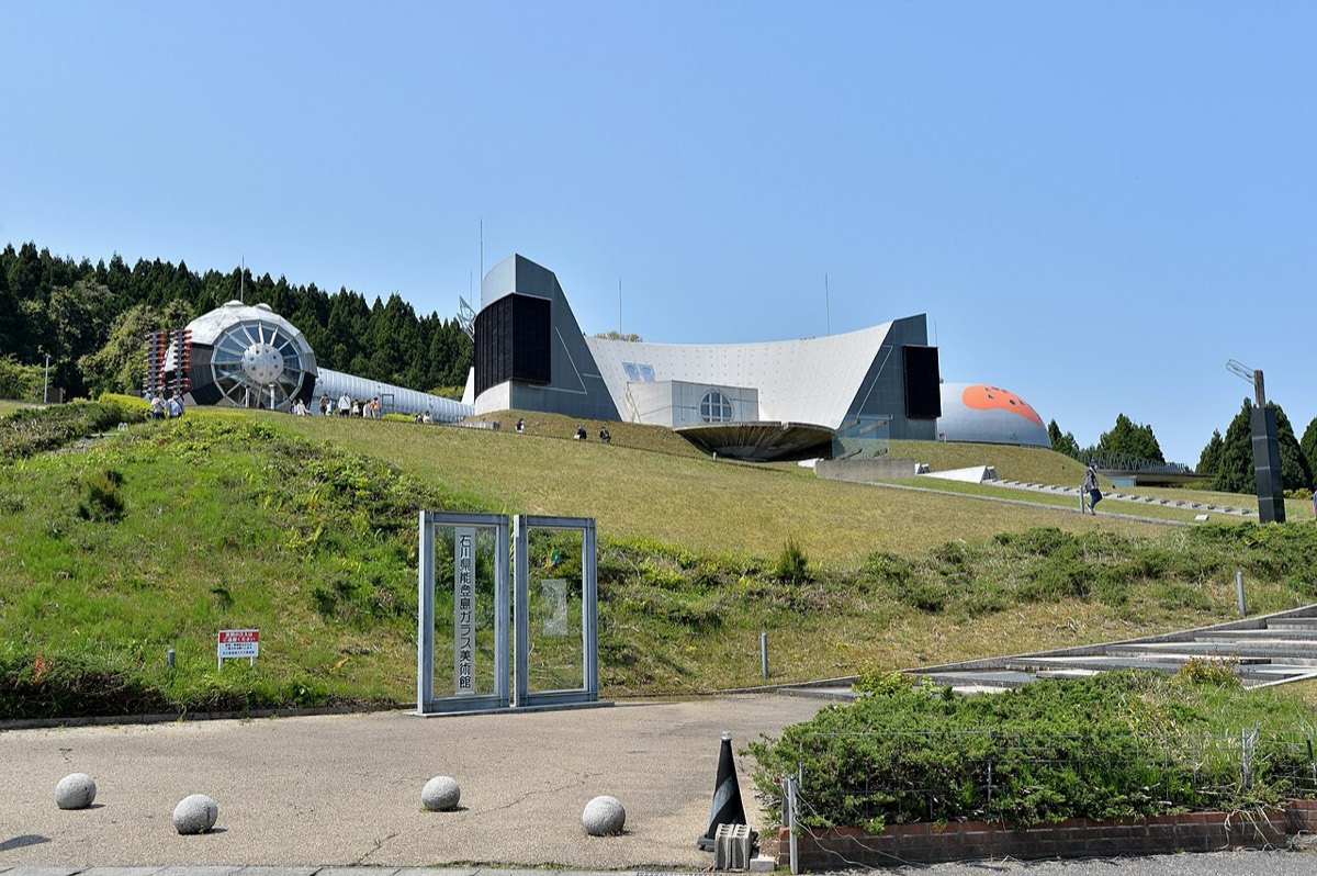 能登島ガラス工房